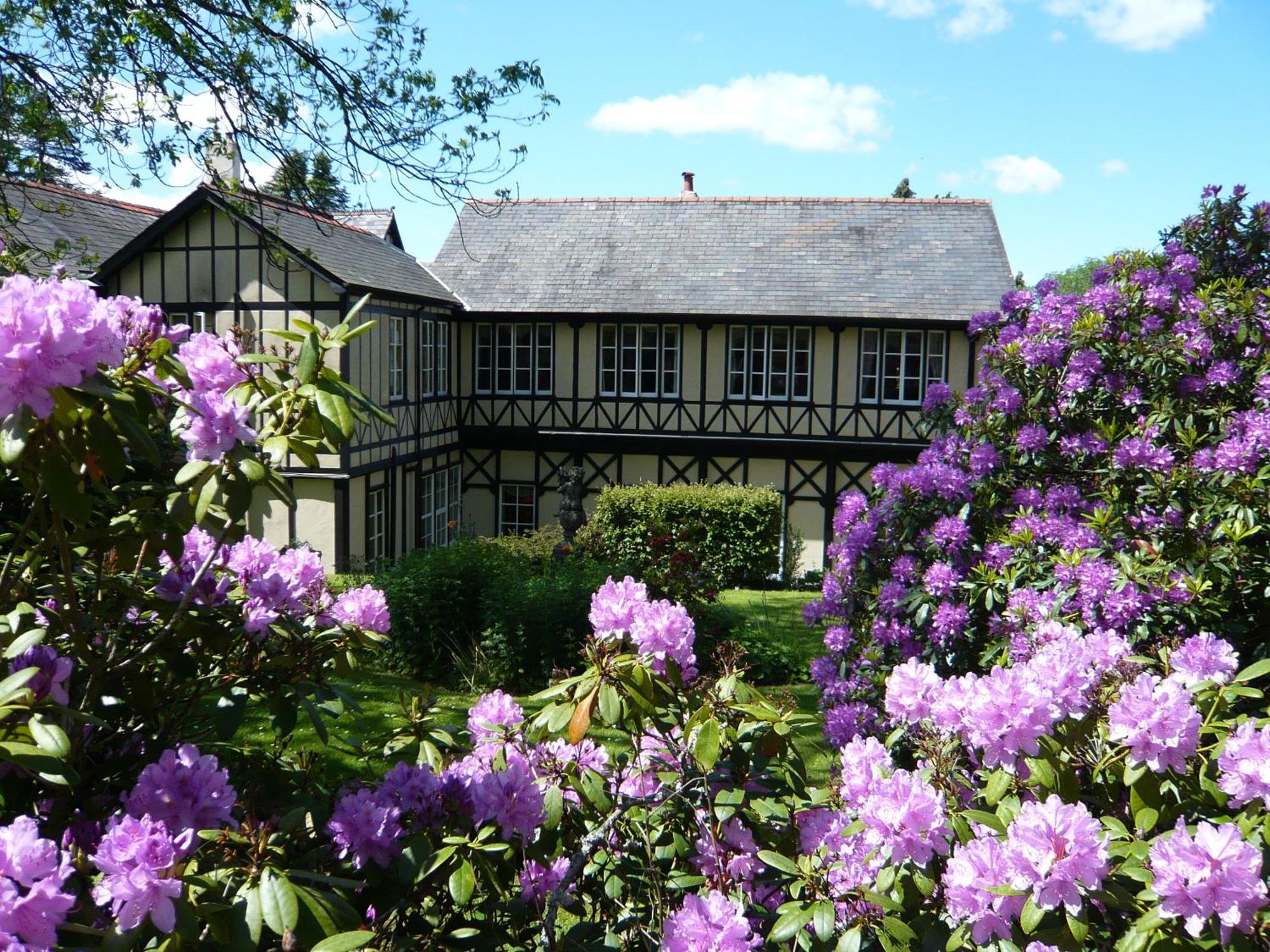 The Lake Country House Hotel & Spa Llangammarch Wells Exterior foto