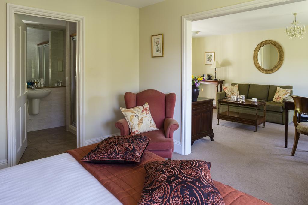 The Lake Country House Hotel & Spa Llangammarch Wells Exterior foto